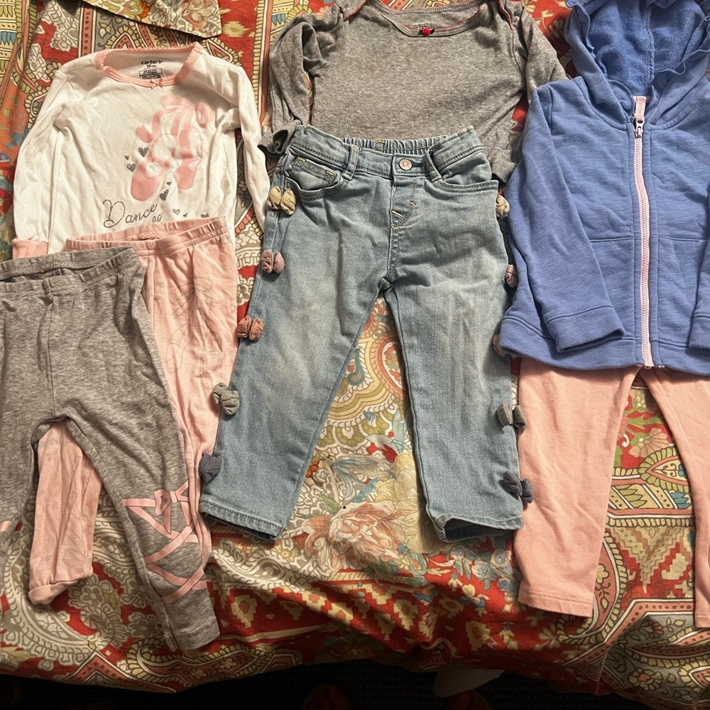 Girls 18 Mo. (7) Items  Sets with Denim Pom-Pom Jeans, ballet pajamas, hoodie et